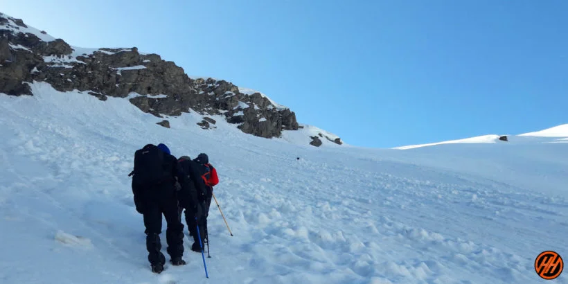 Khatling Glacier Trek Best time to Visit