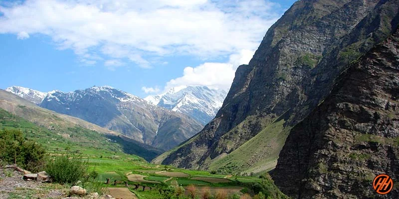 Sach Pass Trek Best time to Visit