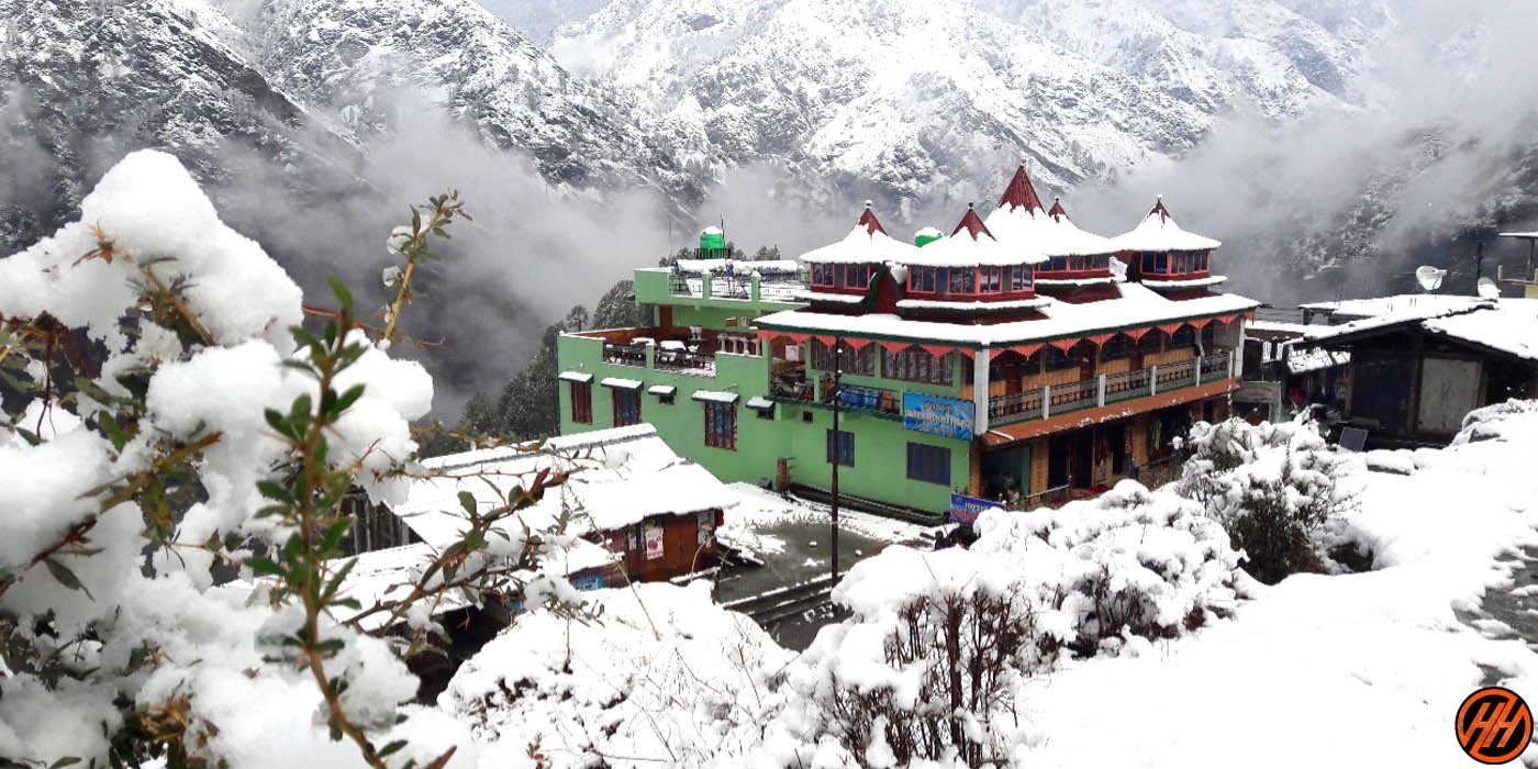 Swargarohini Hotel in the way of Dhumdhar Kandi Pass