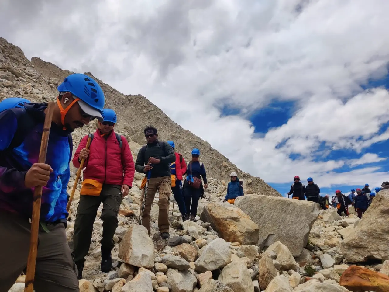 gaumukh tapovan trek cost